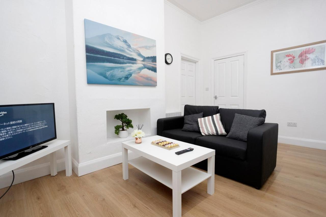 Kirkstall Serviced Apartments Leeds リーズ エクステリア 写真