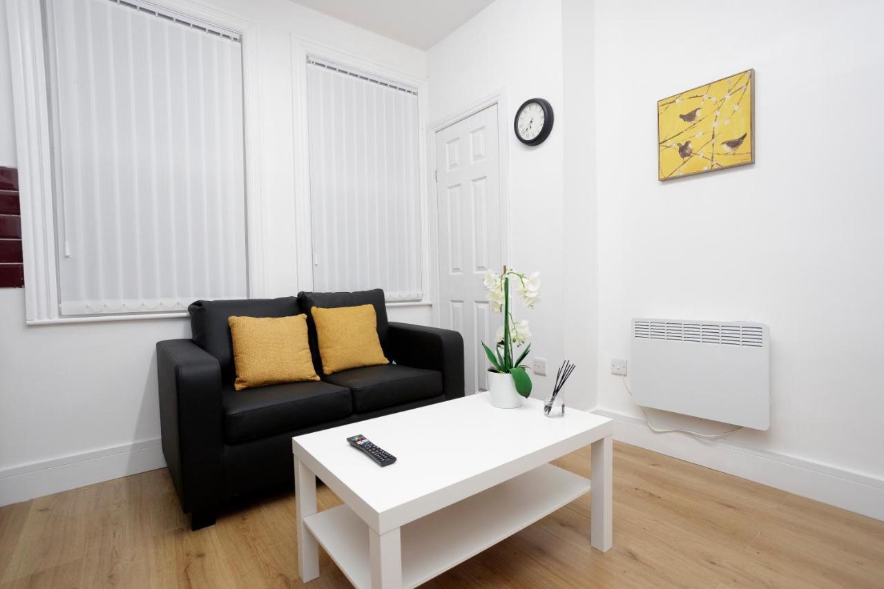 Kirkstall Serviced Apartments Leeds リーズ エクステリア 写真